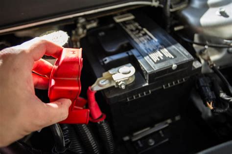 how to drain car battery